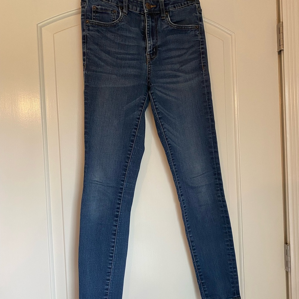 Stylish Blue Skinny Jeans for Women